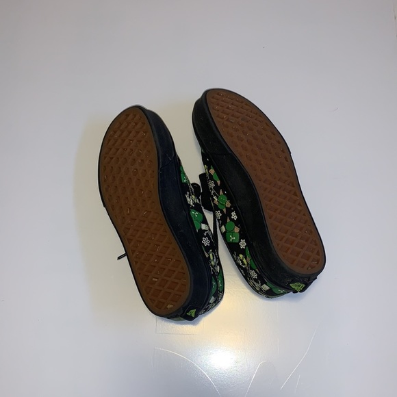 Vans x The Simpsons Canvas Skate Shoes - Boy’s Size 1 - Picture 8 of 9